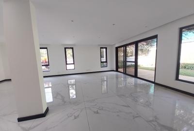 4 Bed Townhouse with Garden in Westlands Area - 4