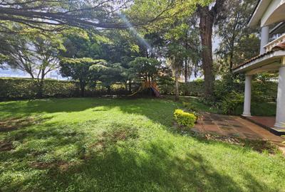 4 Bed House with En Suite in Nyari - 2