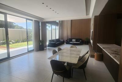 5 Bed Villa with En Suite in Lavington - 4