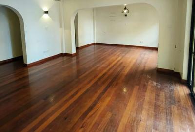3 Bed Apartment with En Suite at Lavington