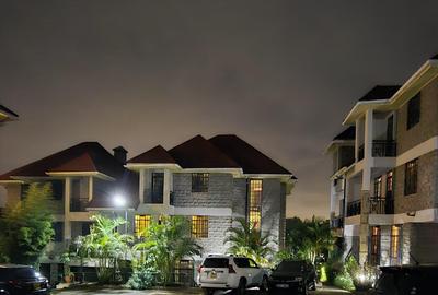 4 Bed Villa with En Suite at Gataka Road