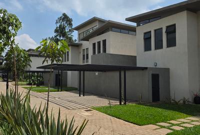 4 Bed Townhouse with En Suite at Runda Evergreen - 4