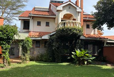 4 Bed House with En Suite in Runda