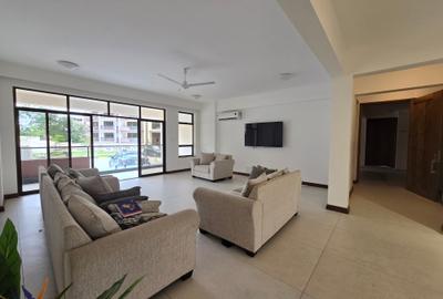4 Bed Apartment with En Suite in Nyali Area