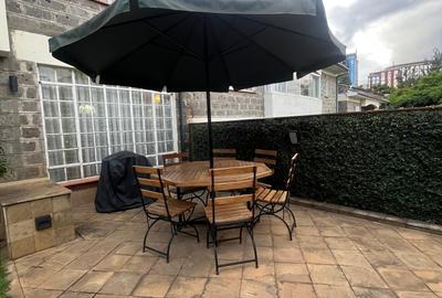 5 Bed Townhouse with En Suite in Riverside - 4