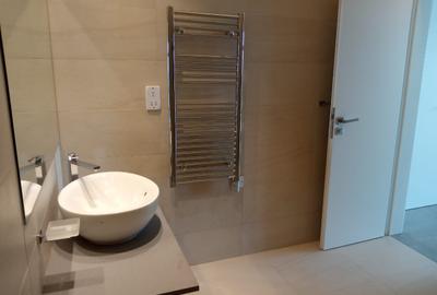 2 Bed Apartment with En Suite at Rhapta Road