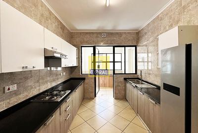 3 Bed Apartment with En Suite in General Mathenge