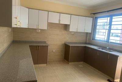 3 Bed Apartment with En Suite in Lavington - 3