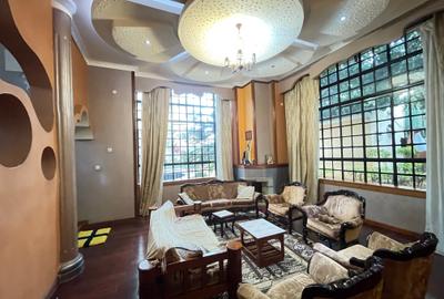 5 Bed Townhouse with En Suite in Lavington - 4