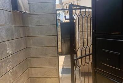 5 Bed Villa with En Suite in Lavington