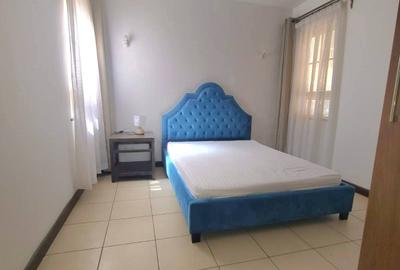 Furnished 2 Bed Apartment with En Suite at Brookside Drive - 4