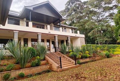 5 Bed House with En Suite at Runda