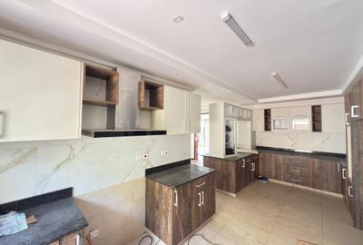 4 Bed Townhouse with En Suite at Kitisuru - 4