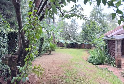 4 Bed Townhouse with En Suite at Lavington - 3