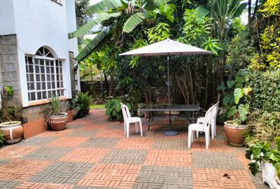 4 Bed Townhouse with En Suite in Lavington - 2