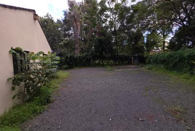 Land in Westlands Area