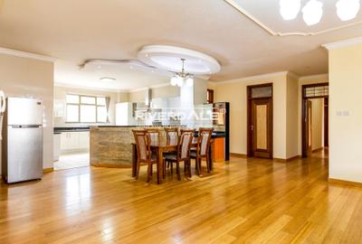 3 Bed Apartment with En Suite in Parklands