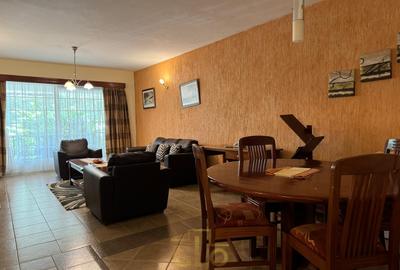 Furnished 2 Bed Apartment with En Suite in Riverside