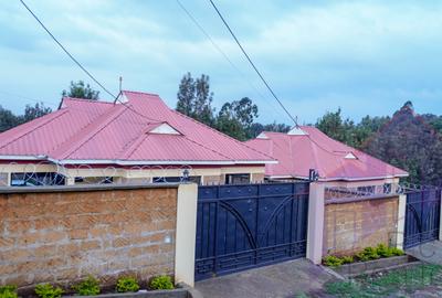 3 Bed House with En Suite at Oloolsurutia Road - 2