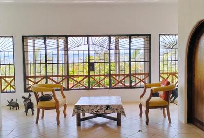 4 Bed Villa with En Suite in Watamu