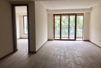 2 Bed Apartment with En Suite in Westlands Area
