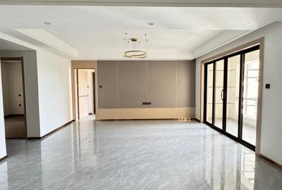 2 Bed Apartment with En Suite in Riverside - 3