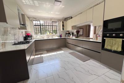 4 Bed Townhouse with En Suite in Lavington