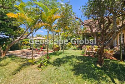 4 Bed House with En Suite in Runda