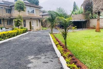 4 Bed House with En Suite at Garden Estate