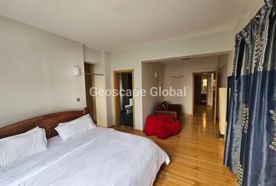 Furnished 2 Bed Apartment with En Suite in Spring Valley - 3