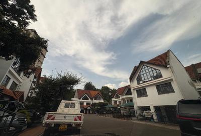 4 Bed Townhouse with En Suite at Matundu Lane