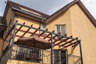 5 Bed Townhouse with En Suite in Spring Valley