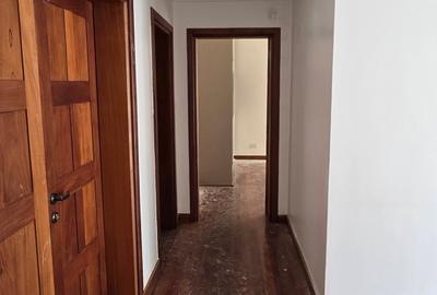 5 Bed Townhouse with En Suite at Off Gitanga Road - 3