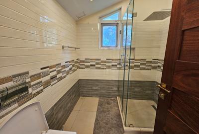 3 Bed House with En Suite in Gigiri - 3