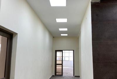 1,000 ft² Office with Backup Generator in Westlands Area - 3