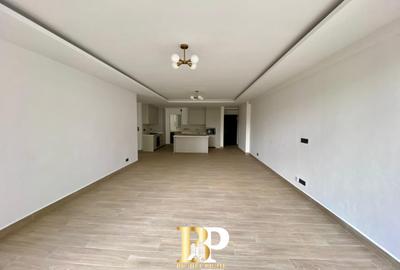 3 Bed Apartment with En Suite in Riverside