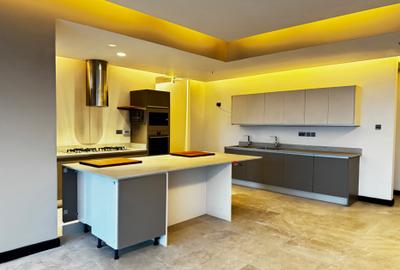 3 Bed Apartment with En Suite at Church Road