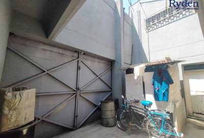 Commercial Property with Parking at Odera Street