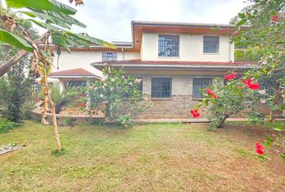 5 Bed House with En Suite in Runda - 3