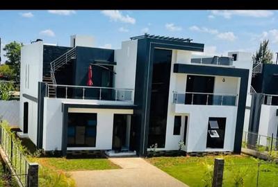 5 Bed Townhouse with En Suite in Ruiru