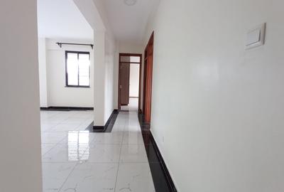 3 Bed Apartment with Swimming Pool at 2Nd Parklands