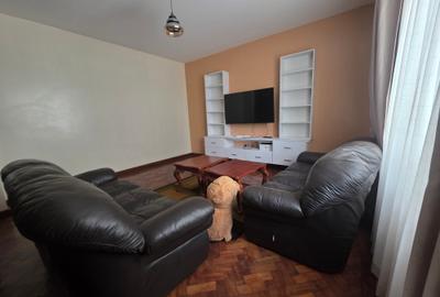 4 Bed Apartment with En Suite at Hendred Avenue - 2