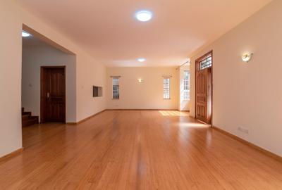 5 Bed Townhouse with En Suite at Kileleshwa - 3