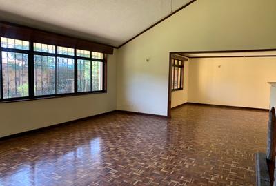 5 Bed Townhouse with En Suite in Kilimani