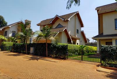 4 Bed House with En Suite in Kiambu Road - 2