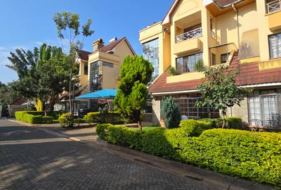 5 Bed Townhouse with En Suite at Lavington Green - 2