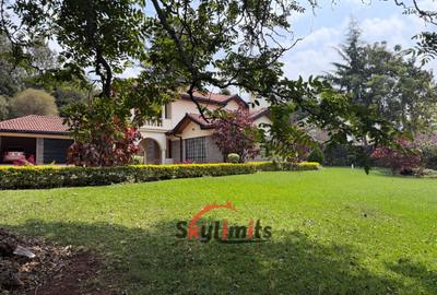 5 Bed House with En Suite in Runda - 3