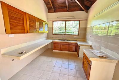 4 Bed House with En Suite in Lower Kabete