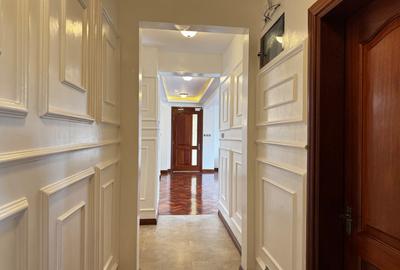 3 Bed Apartment with En Suite in Riverside - 4