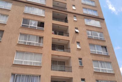 3 Bed Apartment with En Suite in Riverside